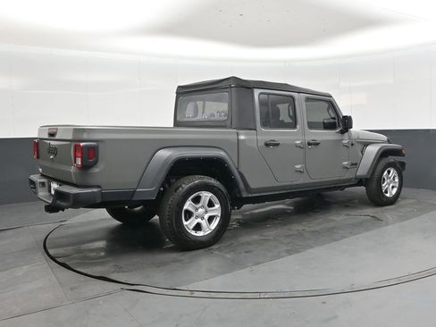 Used 2021 Jeep Gladiator Sport AWD/4WD image 3