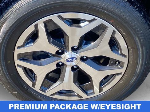 Used 2023 Subaru Forester Premium image 25