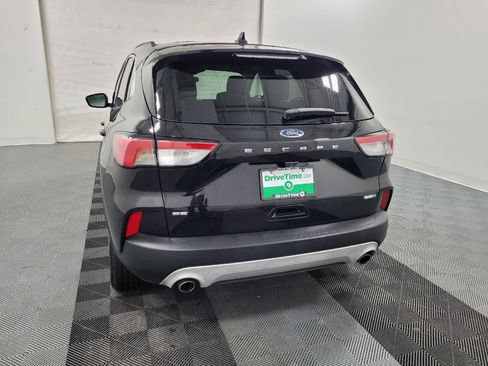 Used 2020 Ford Escape SE AWD/4WD image 6