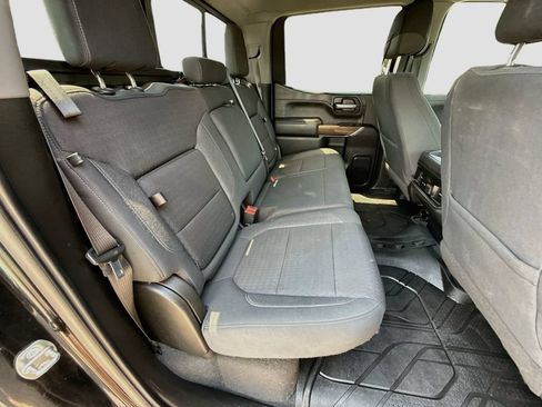 Used 2020 Chevrolet Silverado 1500 LT Trail Boss AWD/4WD image 33