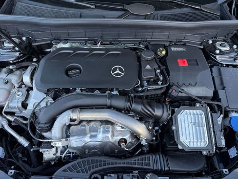 New 2026 Mercedes-Benz GLB 250 image 30