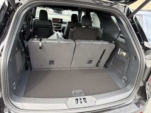 New 2026 Ford Explorer ST-Line AWD/4WD image 28