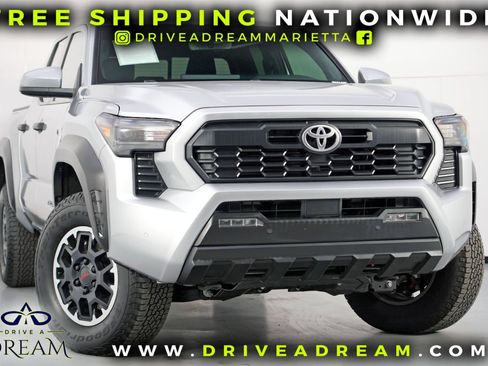 Used 2024 Toyota Tacoma TRD Off-Road w/ TRD Off Road Upgrade Package image 2