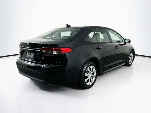 Used 2025 Toyota Corolla LE FWD image 9