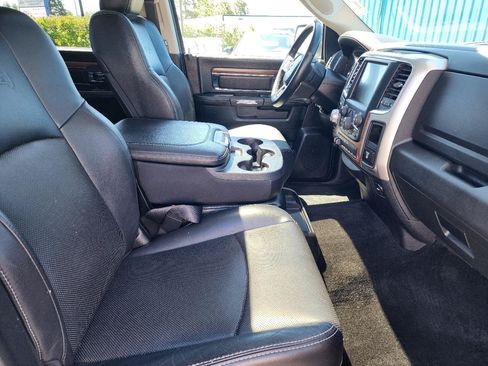 Used 2016 RAM 1500 Laramie w/ Convenience Group AWD/4WD image 28