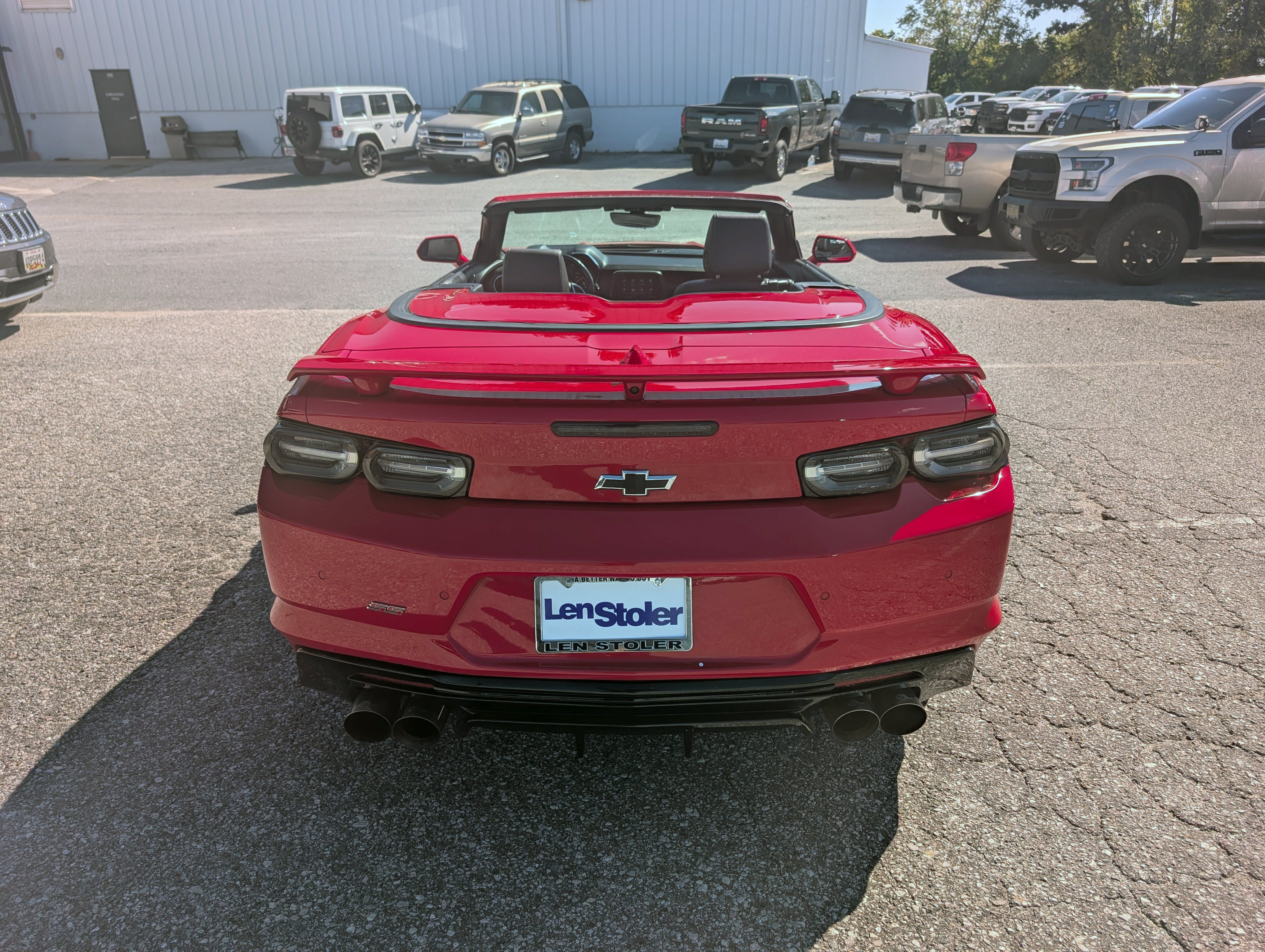 Used 2020 Chevrolet Camaro SS RWD image 4