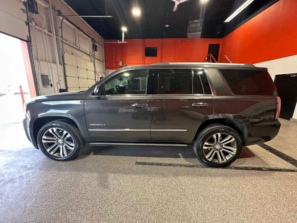 Used 2018 GMC Yukon Denali w/ Denali Ultimate Package AWD/4WD image 6
