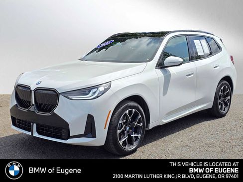 Used 2025 BMW X3 xDrive30 w/ M Sport Package AWD/4WD image 7