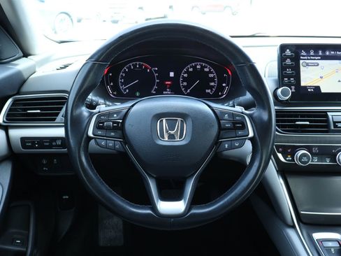 Used 2020 Honda Accord Touring image 15