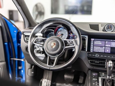 Used 2021 Porsche Macan S image 38