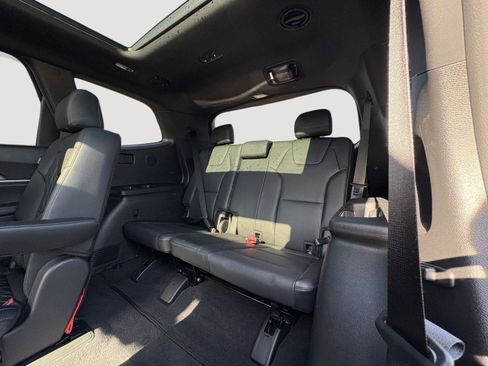 Used 2024 Kia Telluride SX X-Line AWD/4WD image 24