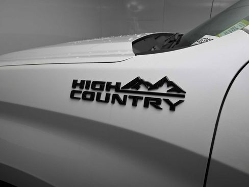 Used 2023 Chevrolet Silverado 1500 High Country w/ High Country Premium Package image 31
