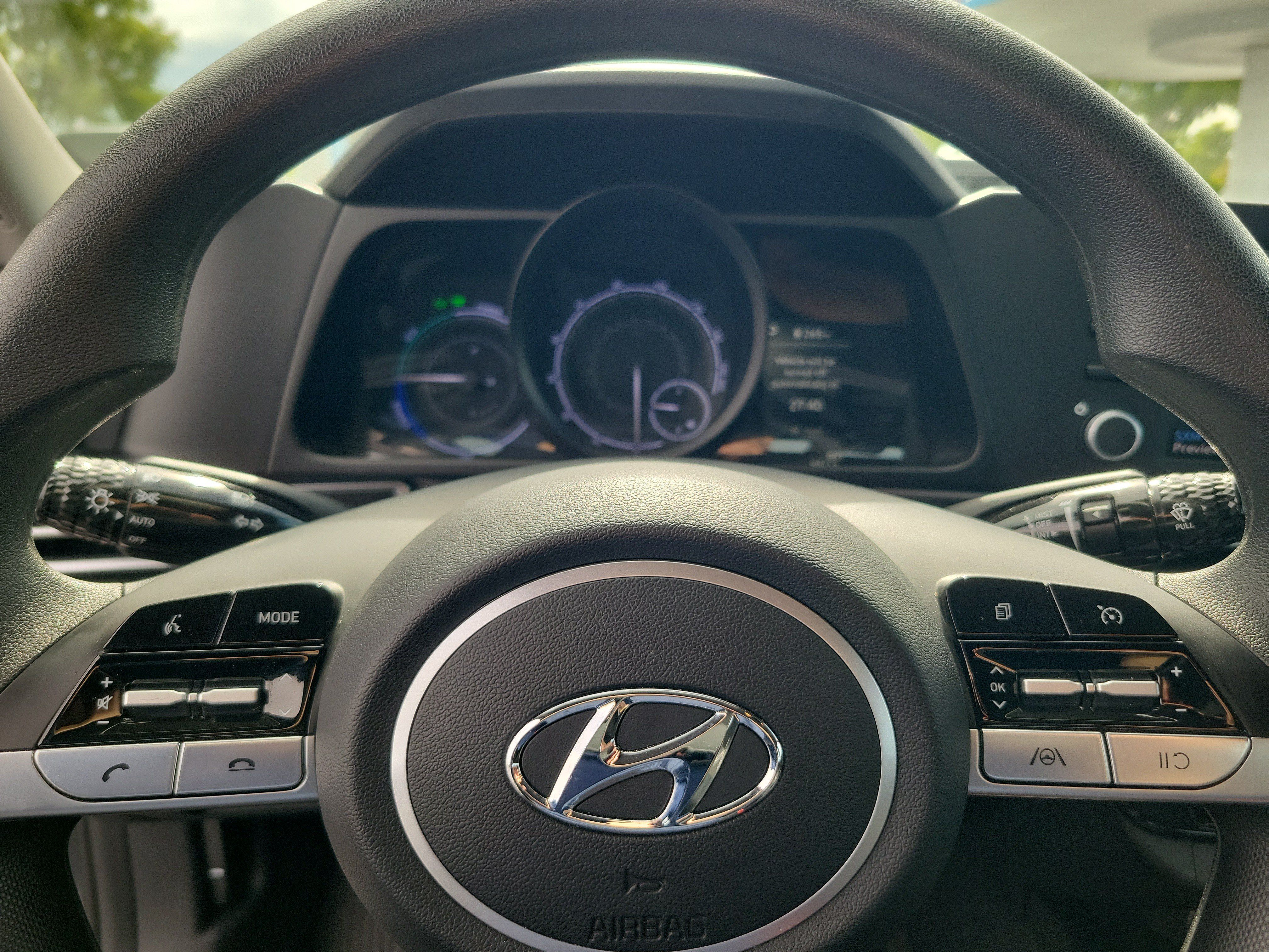 Used 2023 Hyundai Elantra Blue FWD image 19