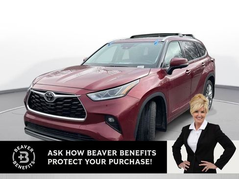 Used 2023 Toyota Highlander Platinum image 1