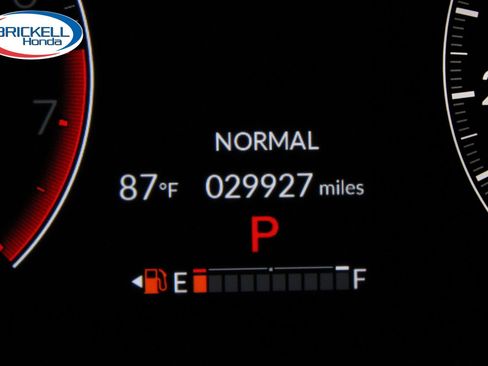 Used 2023 Honda Pilot Touring image 39