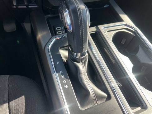 Used 2018 Ford F150 XLT w/ Equipment Group 302A Luxury AWD/4WD image 25