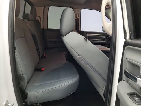 Used 2017 RAM 1500 Classic SLT RWD image 19
