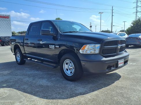 Used 2021 RAM 1500 4x4 Crew Cab Classic w/ Protection Group image 2