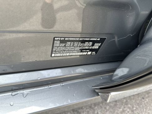 Certified 2025 BMW X7 xDrive40i w/ Premium Package image 37