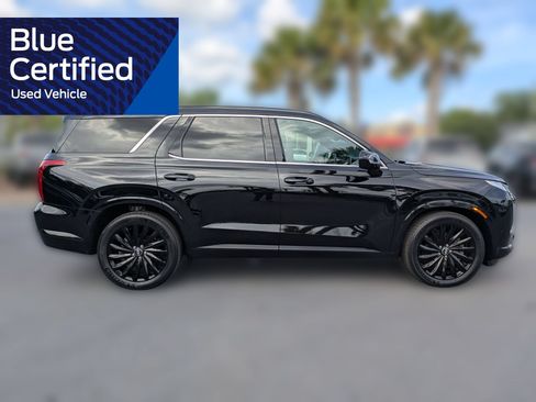Used 2024 Hyundai Palisade Calligraphy AWD/4WD image 3