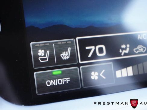 Used 2025 Subaru Outback Touring XT AWD/4WD image 11