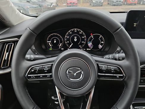 New 2026 MAZDA CX-90 Plug-In Hybrid w/ Preferred image 17