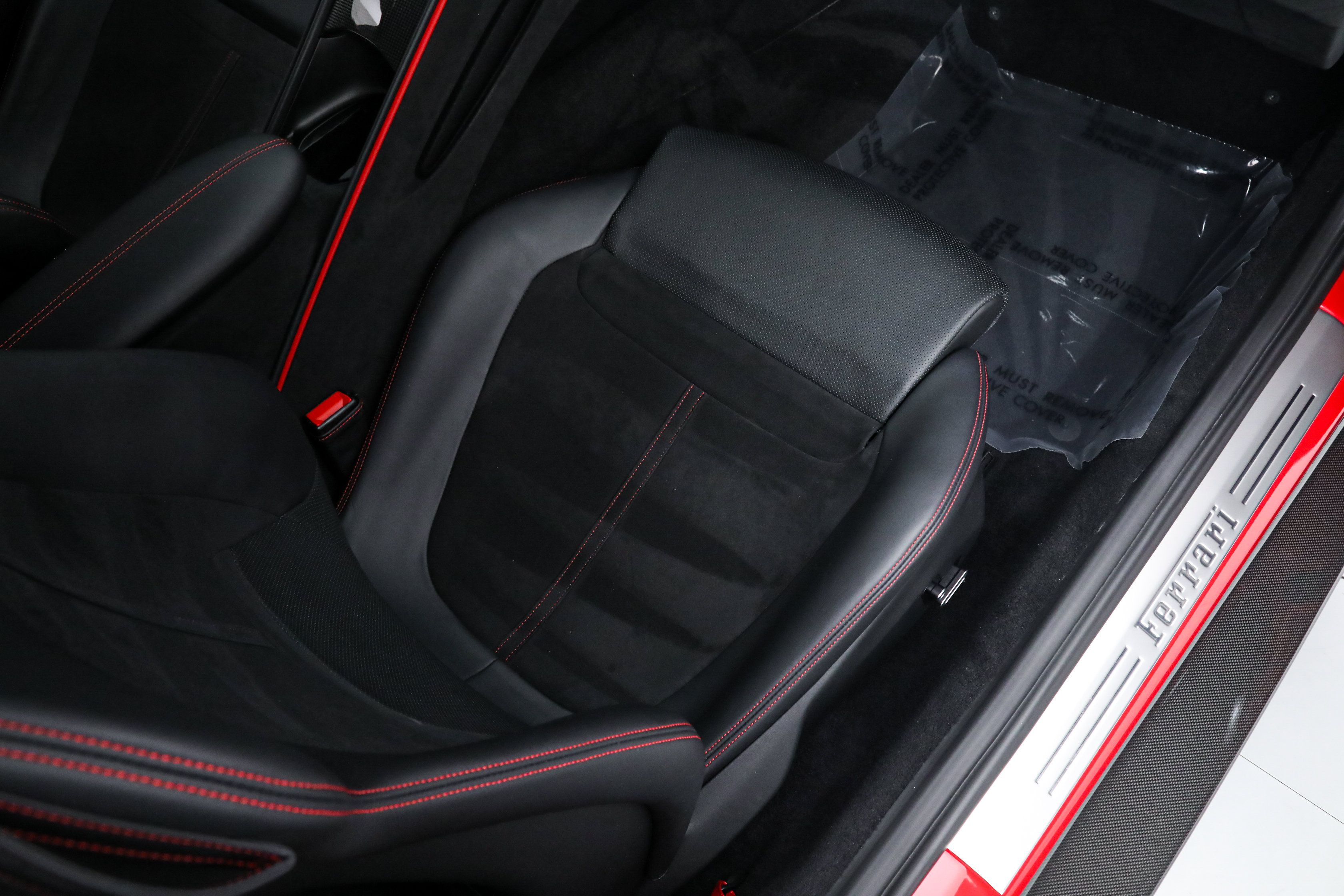 Certified 2023 Ferrari Roma RWD image 22
