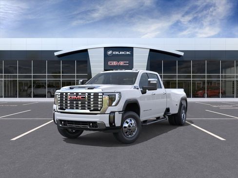 New 2026 GMC Sierra 3500 Denali w/ Denali Reserve Package AWD/4WD image 8
