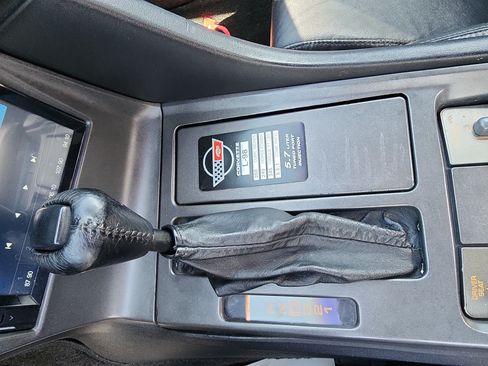 Used 1990 Chevrolet Corvette Convertible RWD image 19