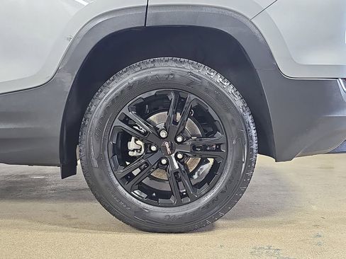 Used 2023 GMC Terrain AT4 w/ LPO, Floor Liner Package AWD/4WD image 38