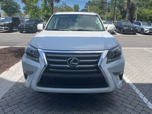 Used 2018 Lexus GX 460 Premium w/ Premium Package AWD/4WD image 3