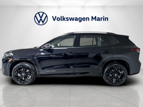 New 2026 Volkswagen Tiguan SE R-Line image 2