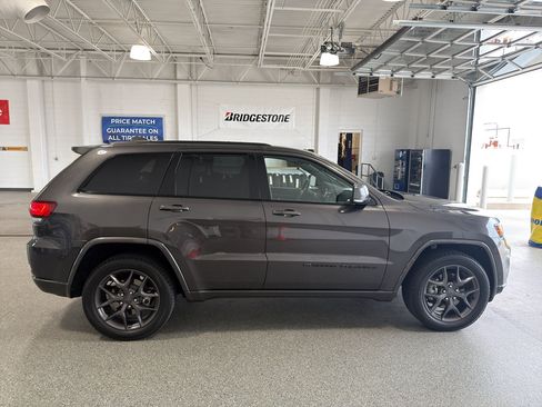 Used 2021 Jeep Grand Cherokee Limited w/ Quick Order Package 28K 80th AWD/4WD image 3