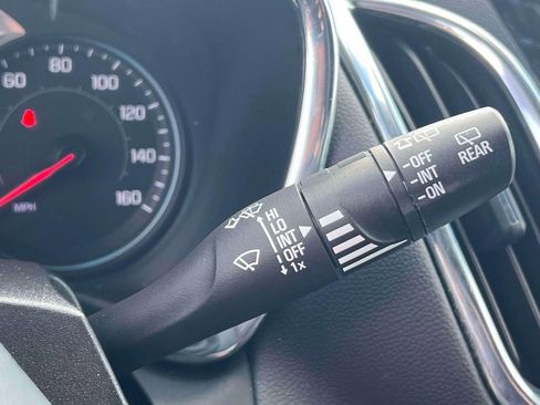 Used 2023 Chevrolet Equinox LT image 26