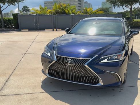 Used 2020 Lexus ES 350 w/ Accessory Package 2 FWD image 4