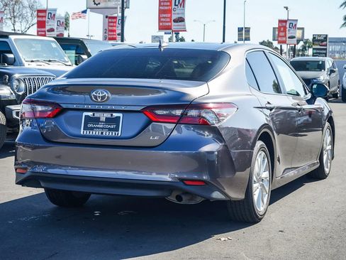 Used 2024 Toyota Camry LE image 4