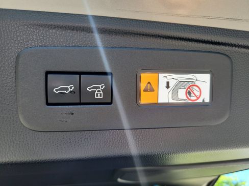 Used 2025 Lexus GX 550 AWD/4WD image 14