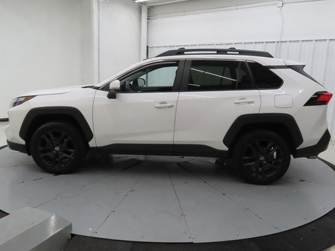 Used 2024 Toyota RAV4 Adventure w/ Convenience Package AWD/4WD image 7