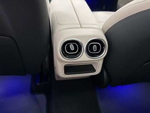 New 2026 Mercedes-Benz GLC 300 image 21