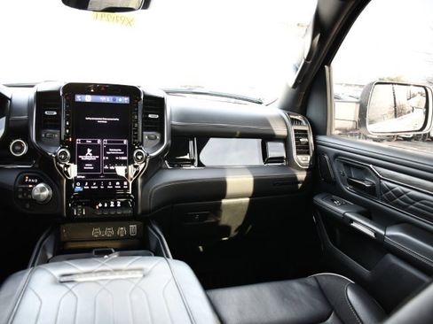 Used 2025 RAM 1500 Limited image 25