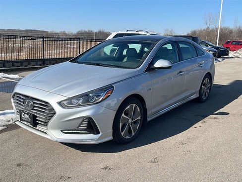 Used 2019 Hyundai Sonata Limited image 10