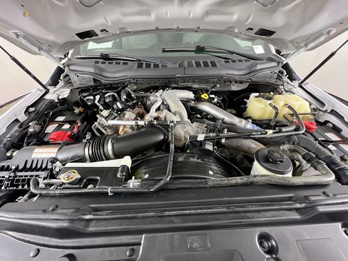 Used 2021 Ford F250 XLT w/ FX4 Off-Road Package image 30