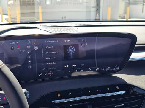New 2026 Buick Enclave Sport Touring w/ Power Package FWD image 27