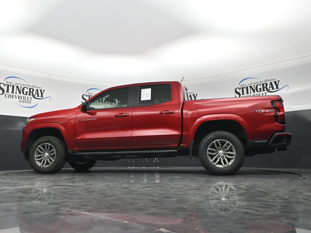 Used 2024 Chevrolet Colorado LT w/ LT Convenience Package II AWD/4WD image 32