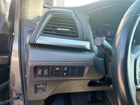 Used 2021 Honda Odyssey EX-L image 10