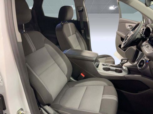 Used 2025 Chevrolet Blazer LT image 31