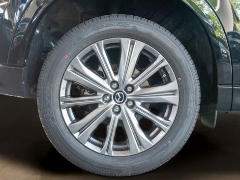 New 2025 MAZDA CX-5 Signature image 38