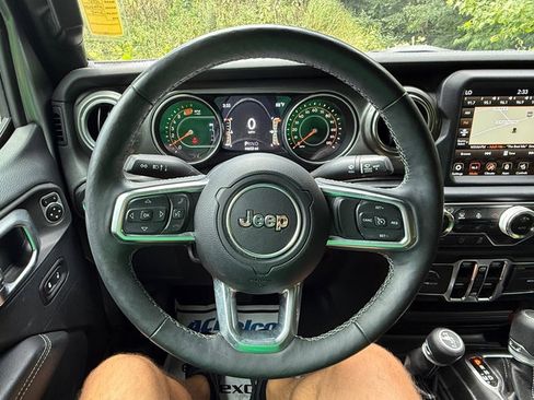 Used 2019 Jeep Wrangler Unlimited Sahara AWD/4WD image 19