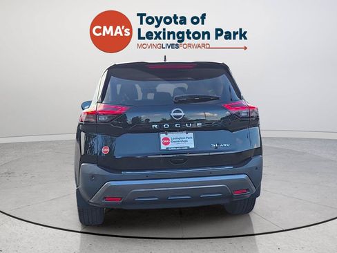 Used 2023 Nissan Rogue SL w/ SL Premium Package AWD/4WD image 4