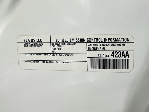 Used 2020 Jeep Grand Cherokee Altitude AWD/4WD image 22
